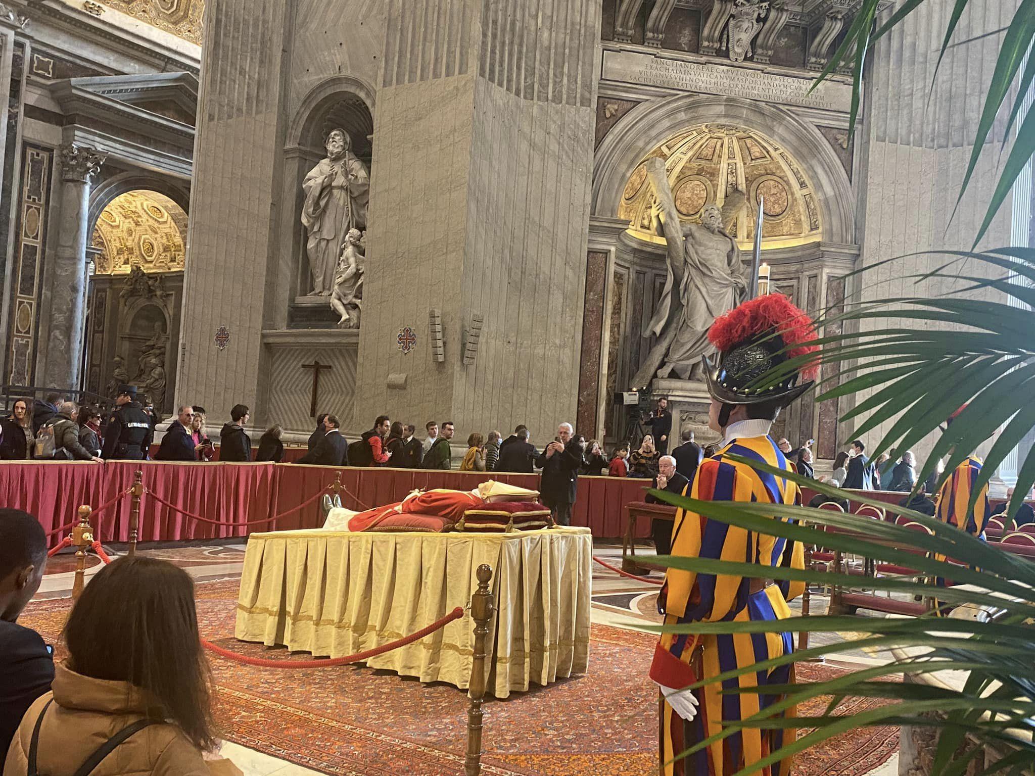 Guzzetti da Uboldo in Vaticano per l’addio a Papa Benedetto XVI