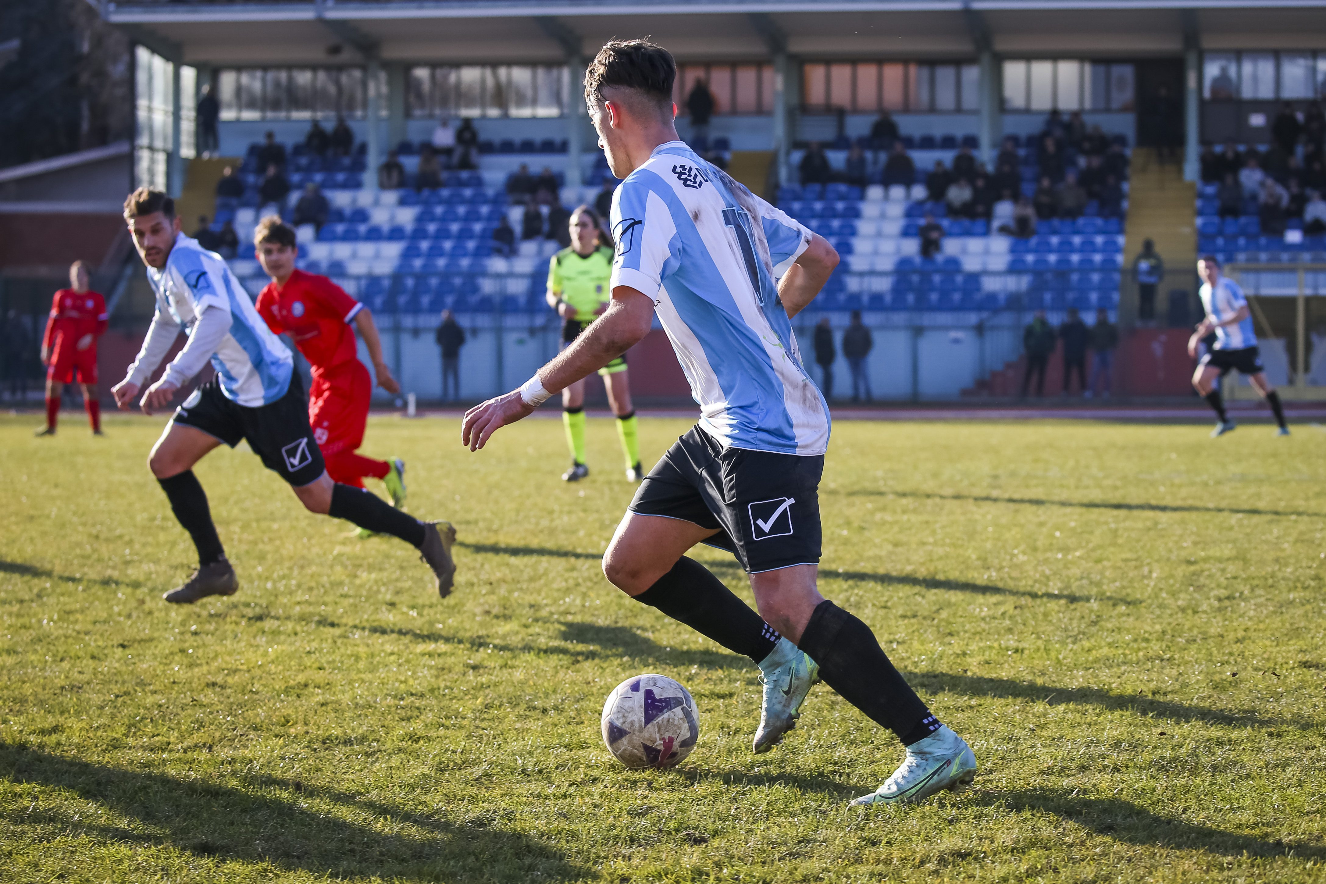 Panorama Calcio, Caronnese e Saronno giocano in casa e derby di Varese