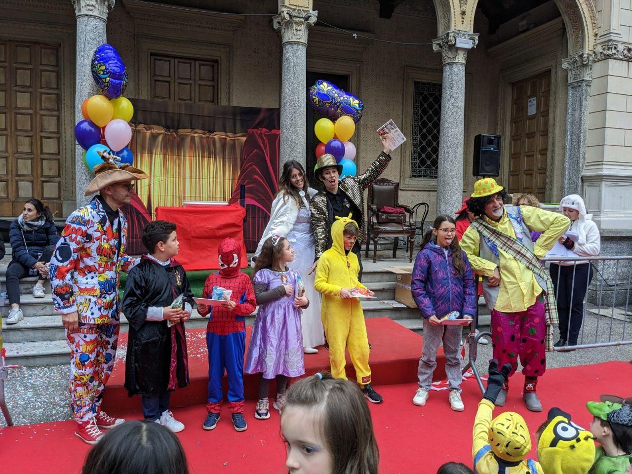 Carnevale a Saronno, Harry Potter, Pippi calzelunghe, Wednesday Addams e Harley  Quinn: oltre cento mascherine in Villa Gianetti - Il Saronno
