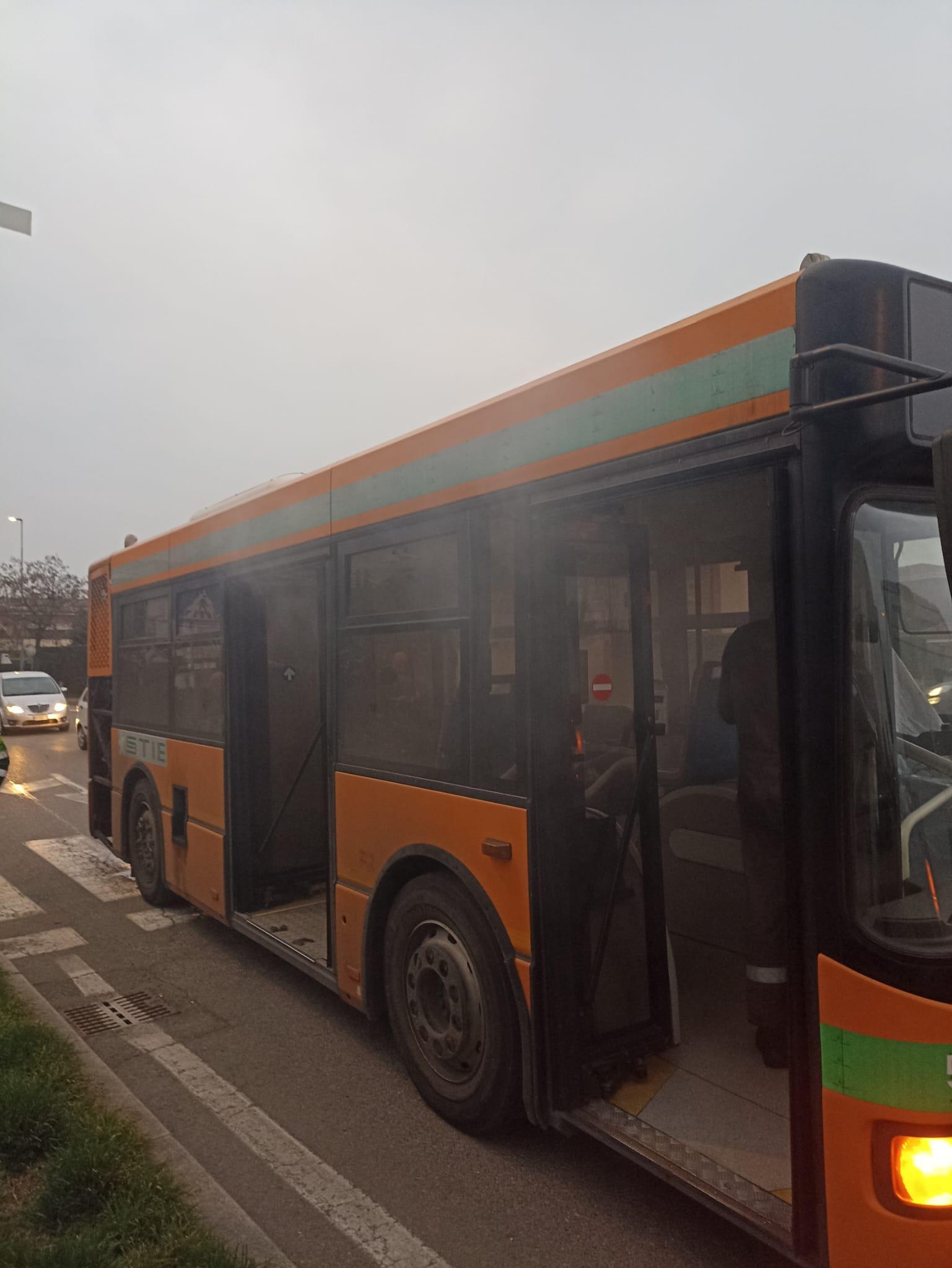 20230225 bus fumo (3)