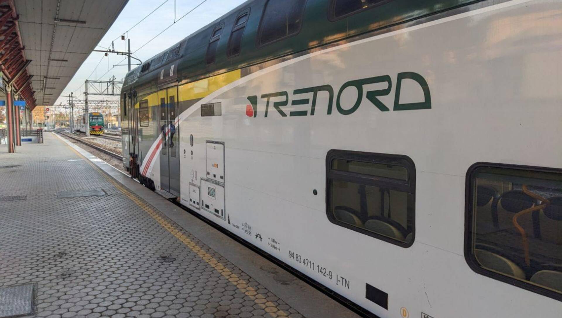 Mancato rinnovo della convenzione per i militari sui treni Trenord, Duca: “Un problema per la sicurezza in Lombardia”