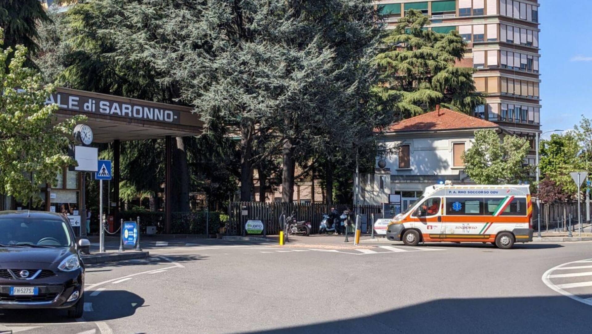 Covid in Lombardia, i dati si alzano ancora: più malati, più ricoverati in ospedale