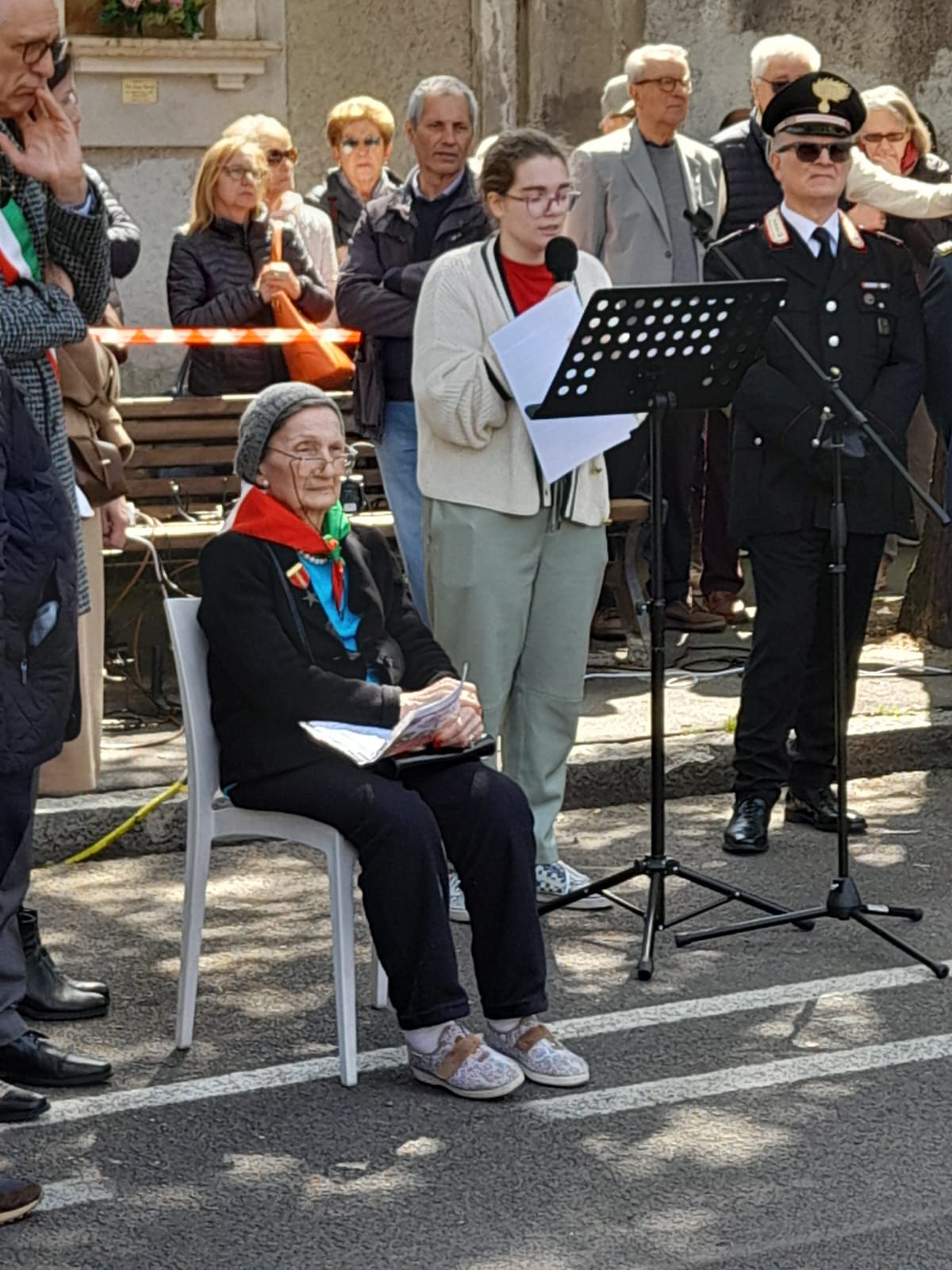 25 aprile, la partigiana saronnese Ivonne Trebbi ricorda il carcere e la croce al merito