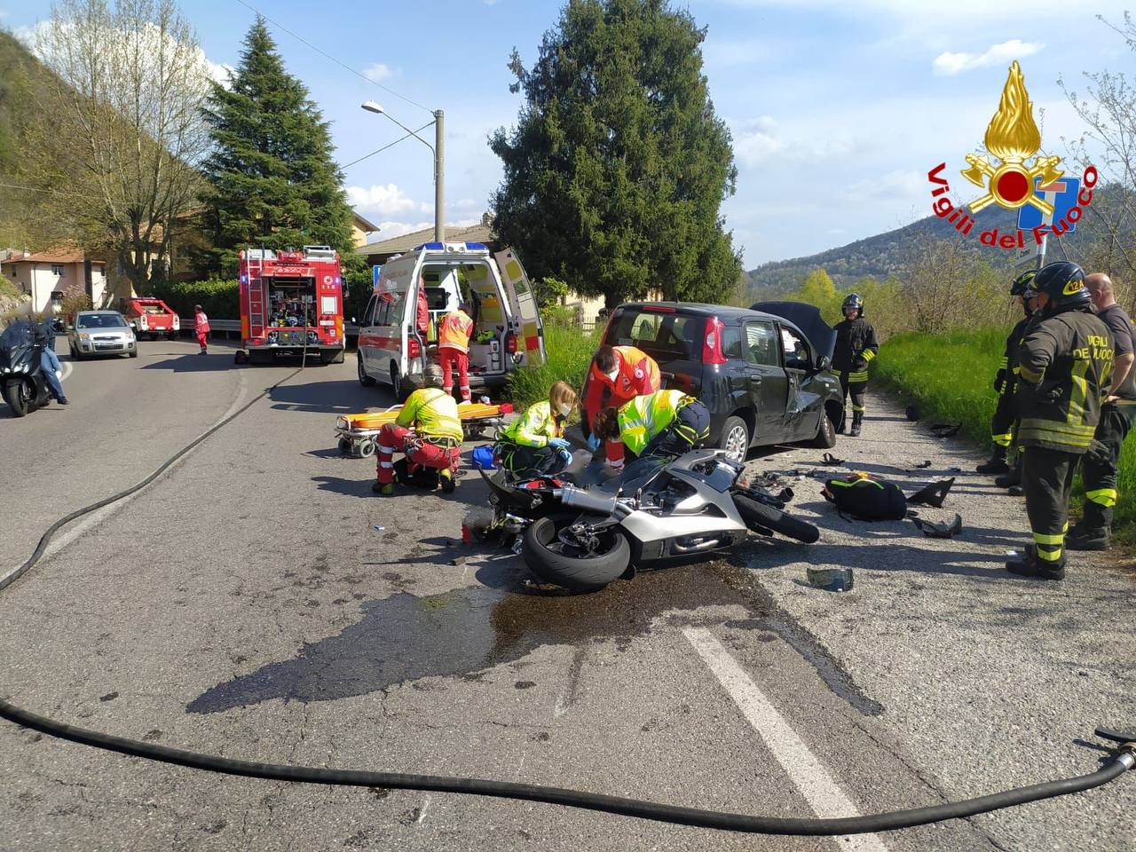 Tragedia al lago Maggiore: a Laveno muore motociclista