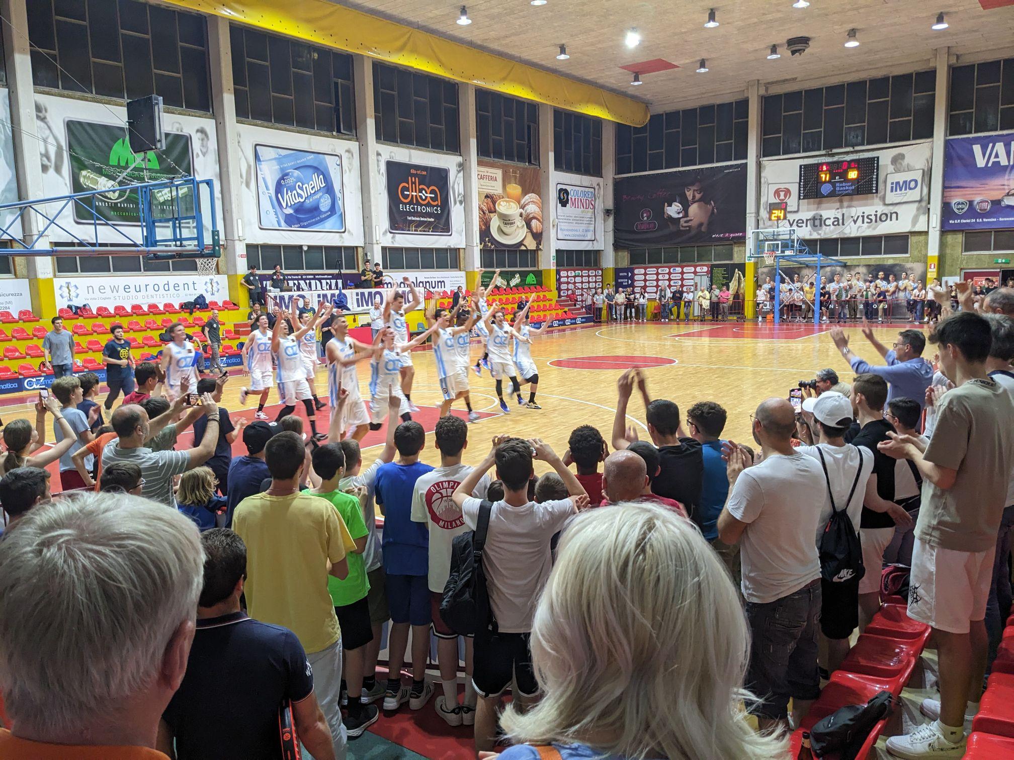 Che sabato di sport a Saronno: Robur campione regionale nel basket, Fbc vincente ai playoff juniores. Al Saronno il derby del softball con Caronno