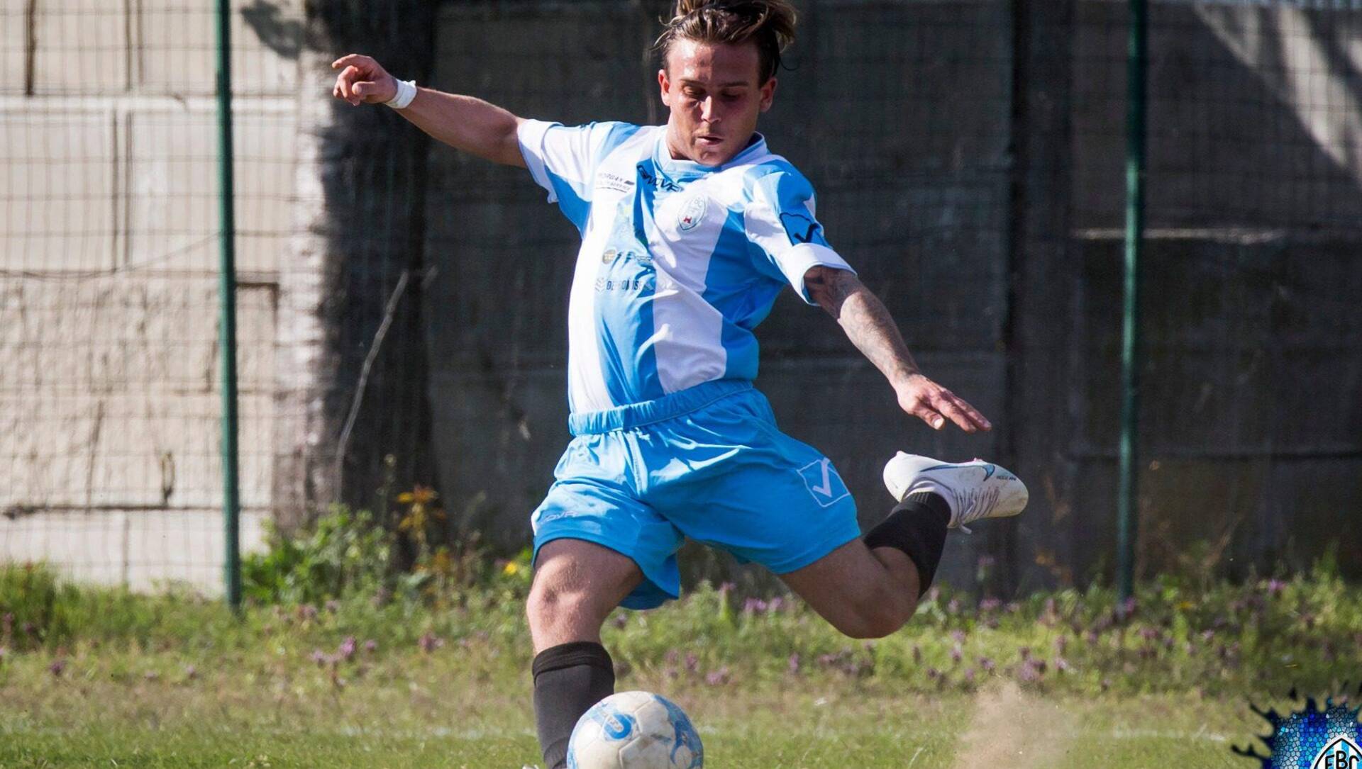 Calcio juniores: Fbc Saronno batte la capolista Solbiatese ma si fa male il centravanti Sasso