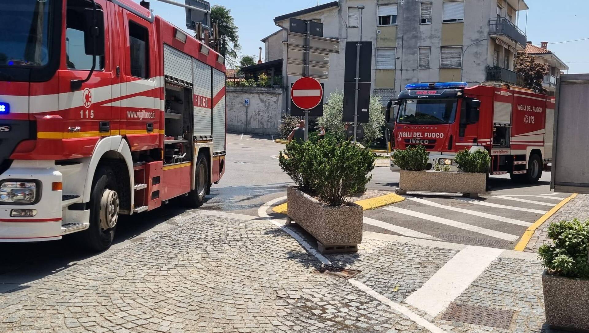 Ieri a Saronno: tir contro auto in A8, incendio panificio. La scomparsa di Perego. Avvistato tarabusino. Tentato furto cane. Via i murales all’ex Isotta