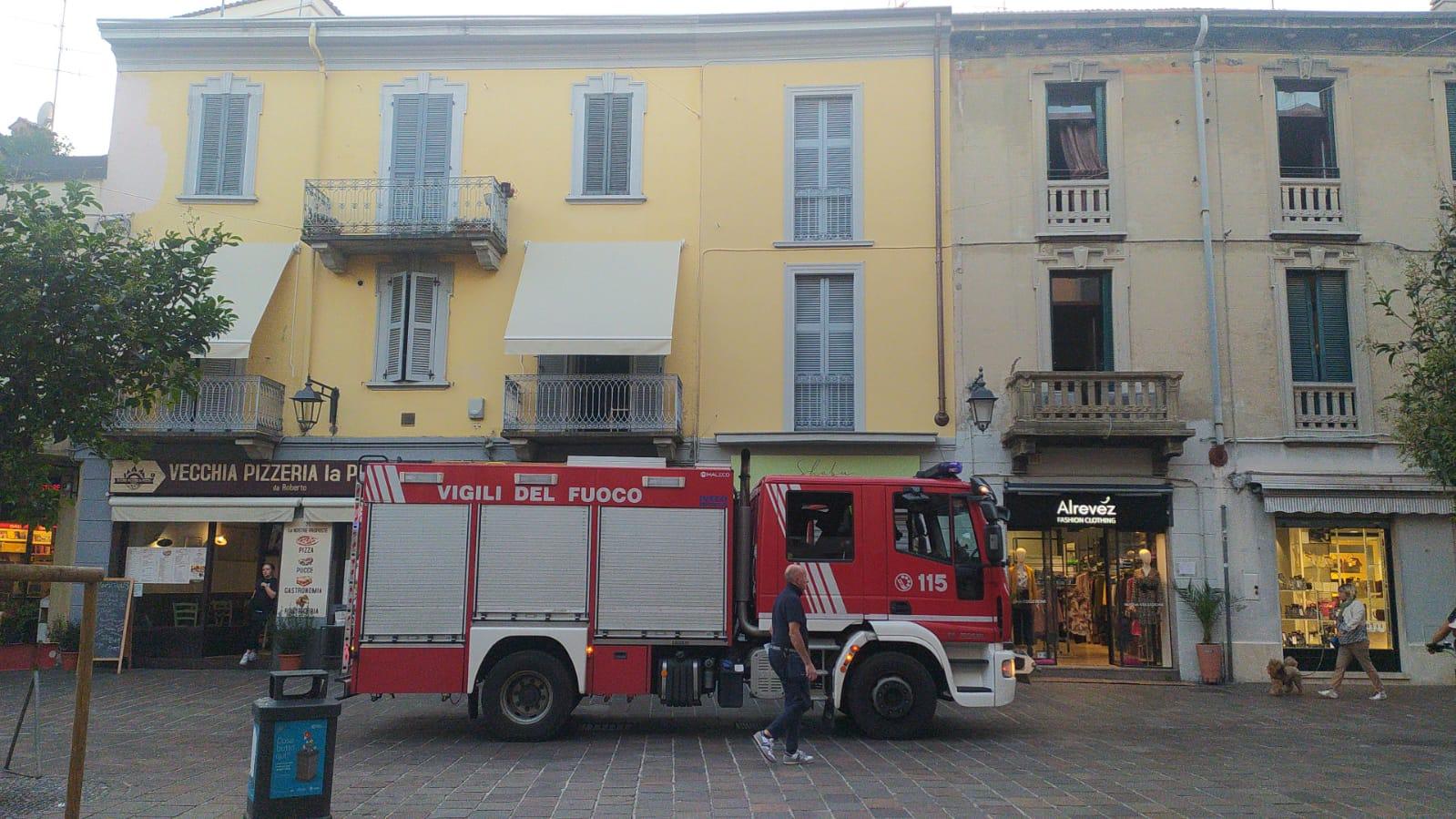 vigili del fuoco saronno piazzetta portici 26092023
