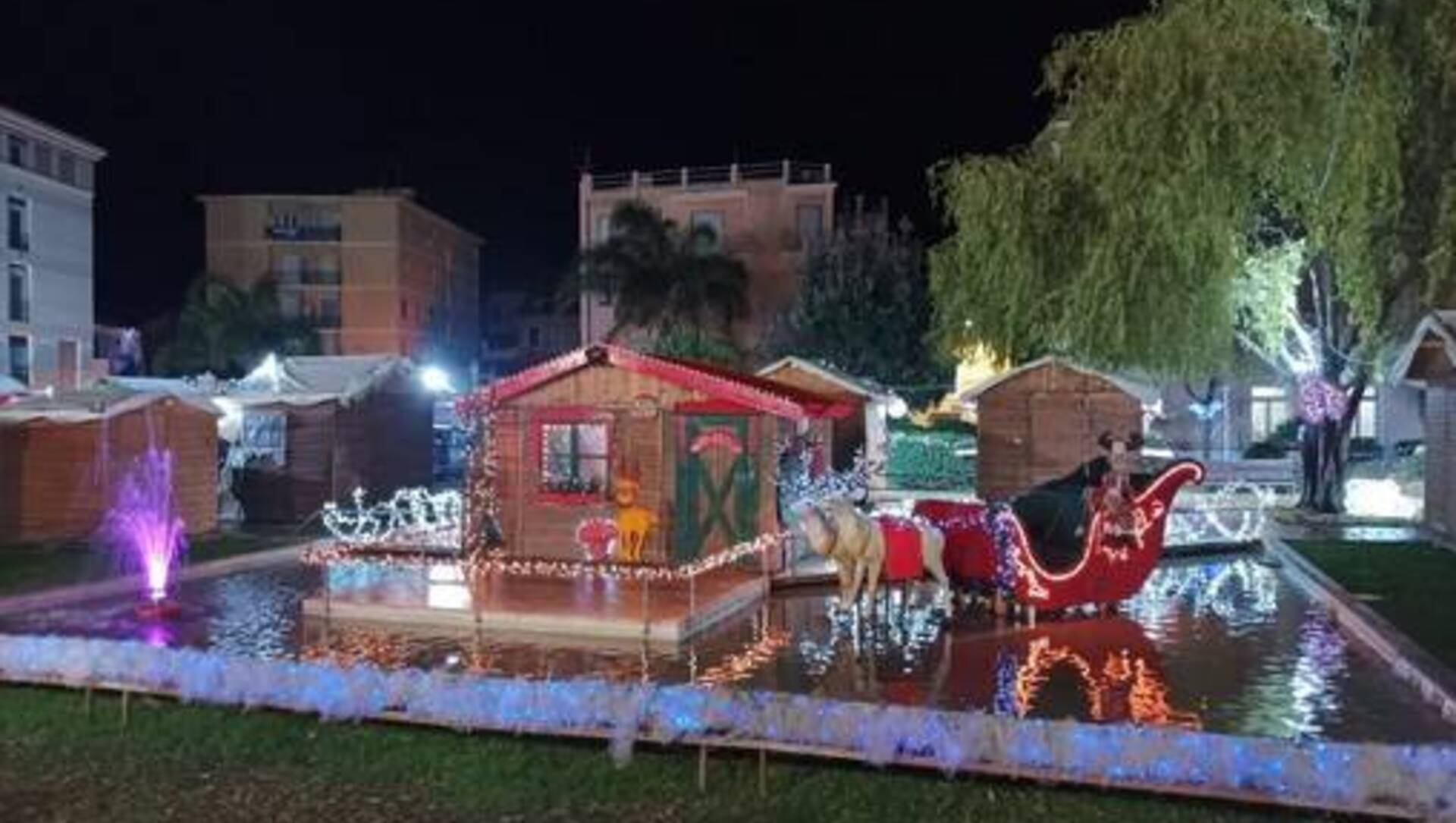 Capodanno al mercatino “Villaggio Magie di Natale”: a Loano è iniziato il conto alla rovescia