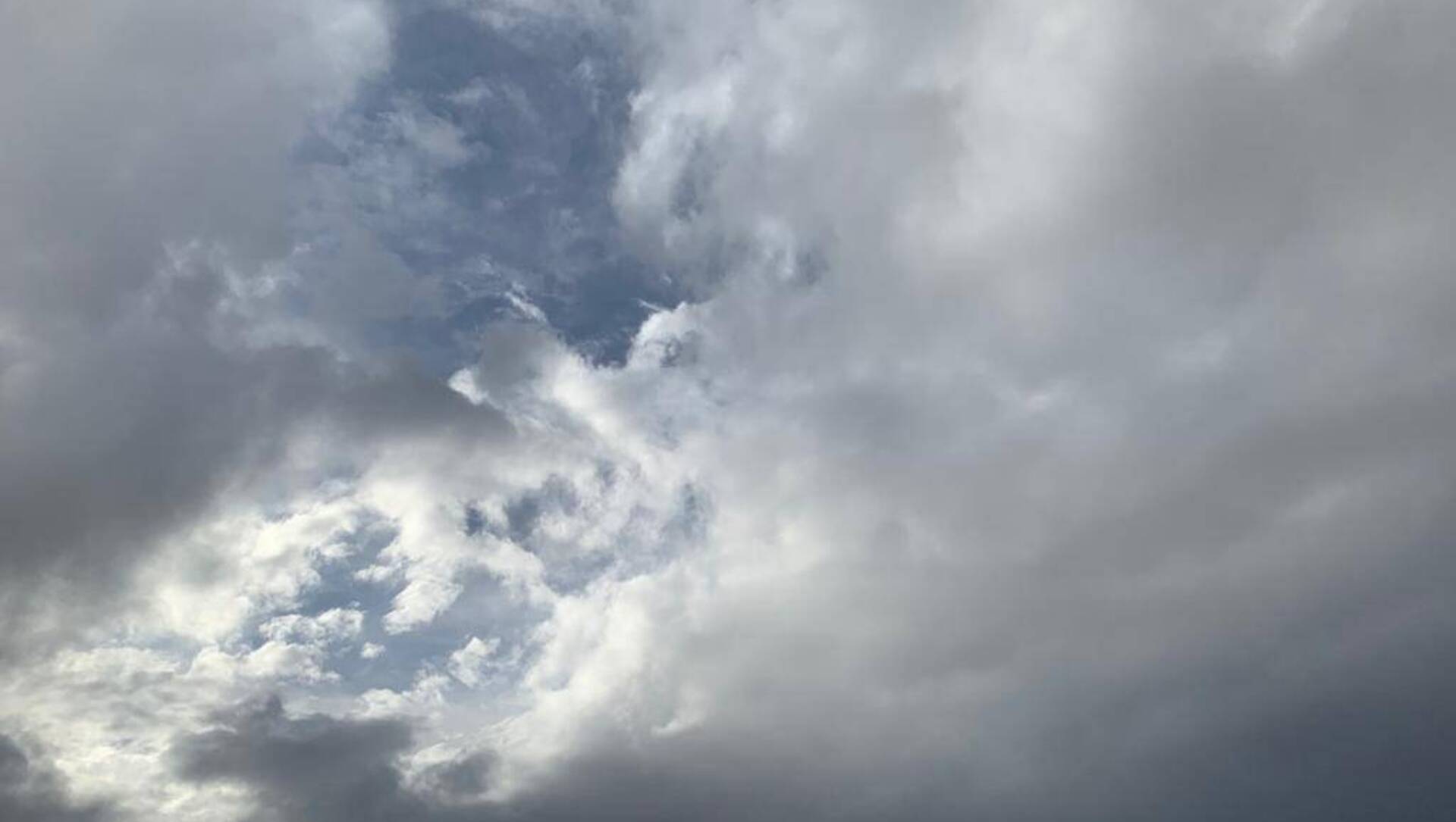 Meteo Saronno, nubi, niente pioggia e temperature ampiamente sopra lo zero