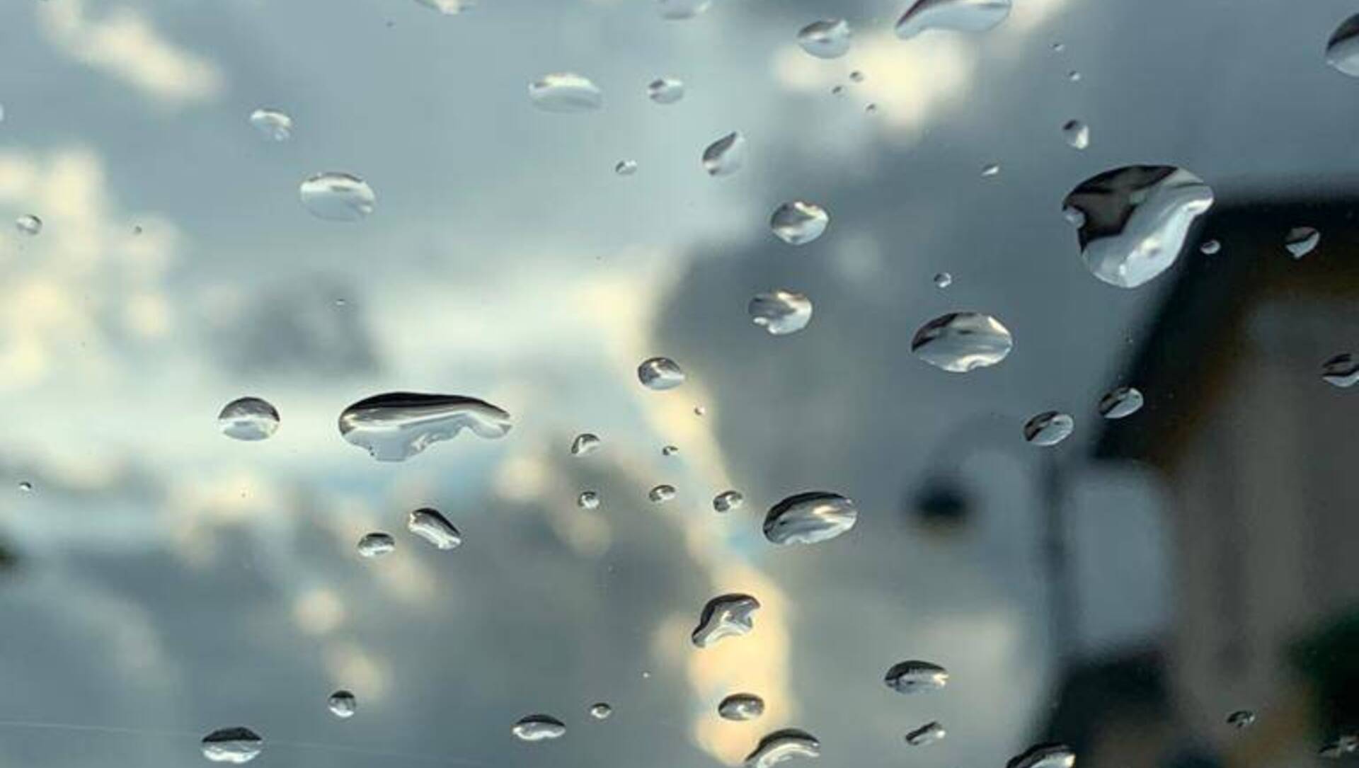 Meteo: giornata di pioggia e vento in aumento