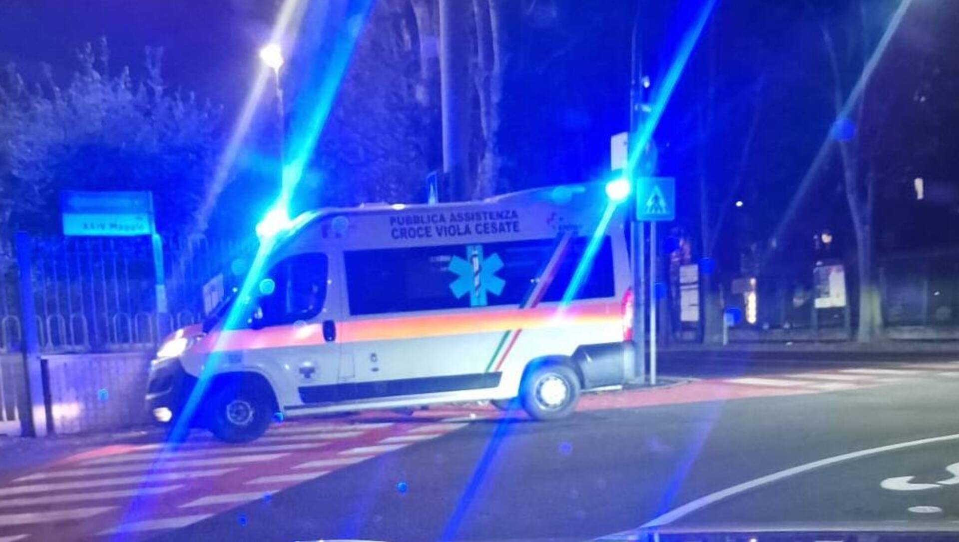 Ubriaco in centro a Saronno, recuperato dall’ambulanza