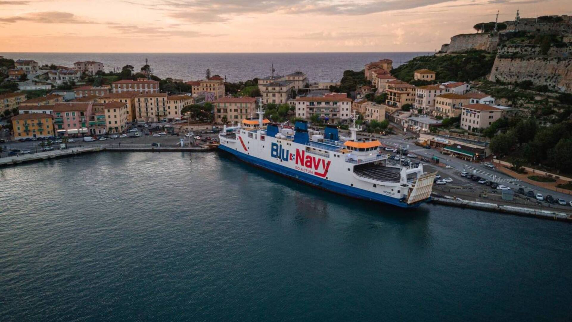 Traghetti per l’isola d’Elba: come risparmiare e viaggiare meglio