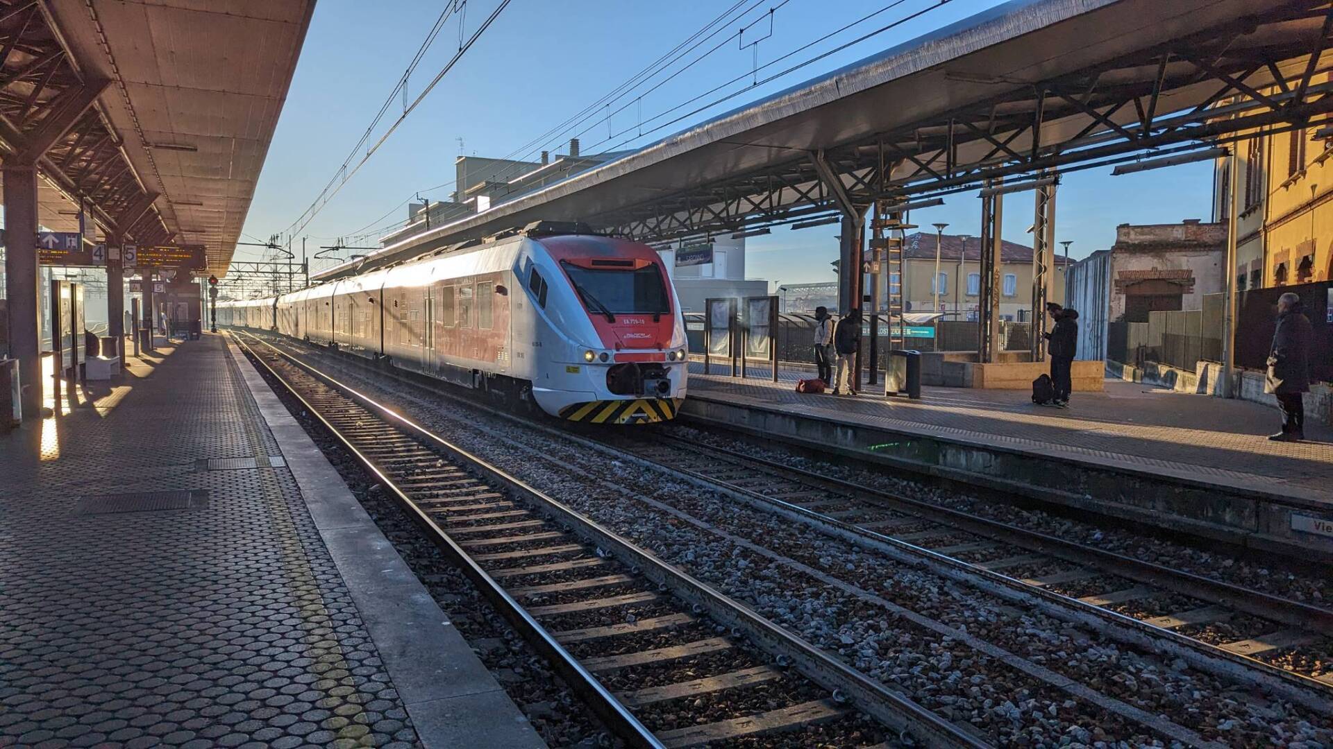 Soppressione collegamento Saronno-Milano Centrale, se ne parla al Pirellone con Astuti e Ponti