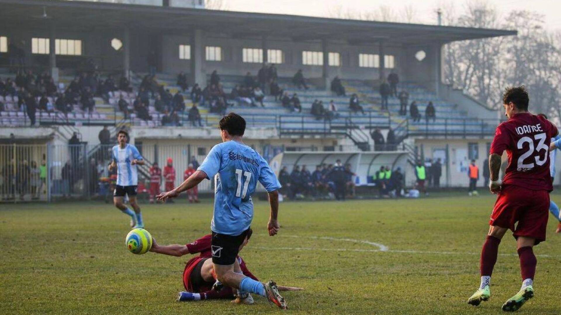Calcio Pavia-Fbc Saronno: ecco l’immagine del rigore non dato ai biancocelesti