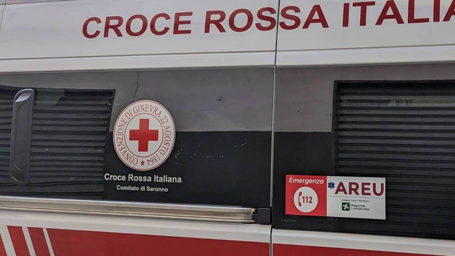 Malore per strada sulla Varesina, 33enne arriva già senza vita all’ospedale di Tradate