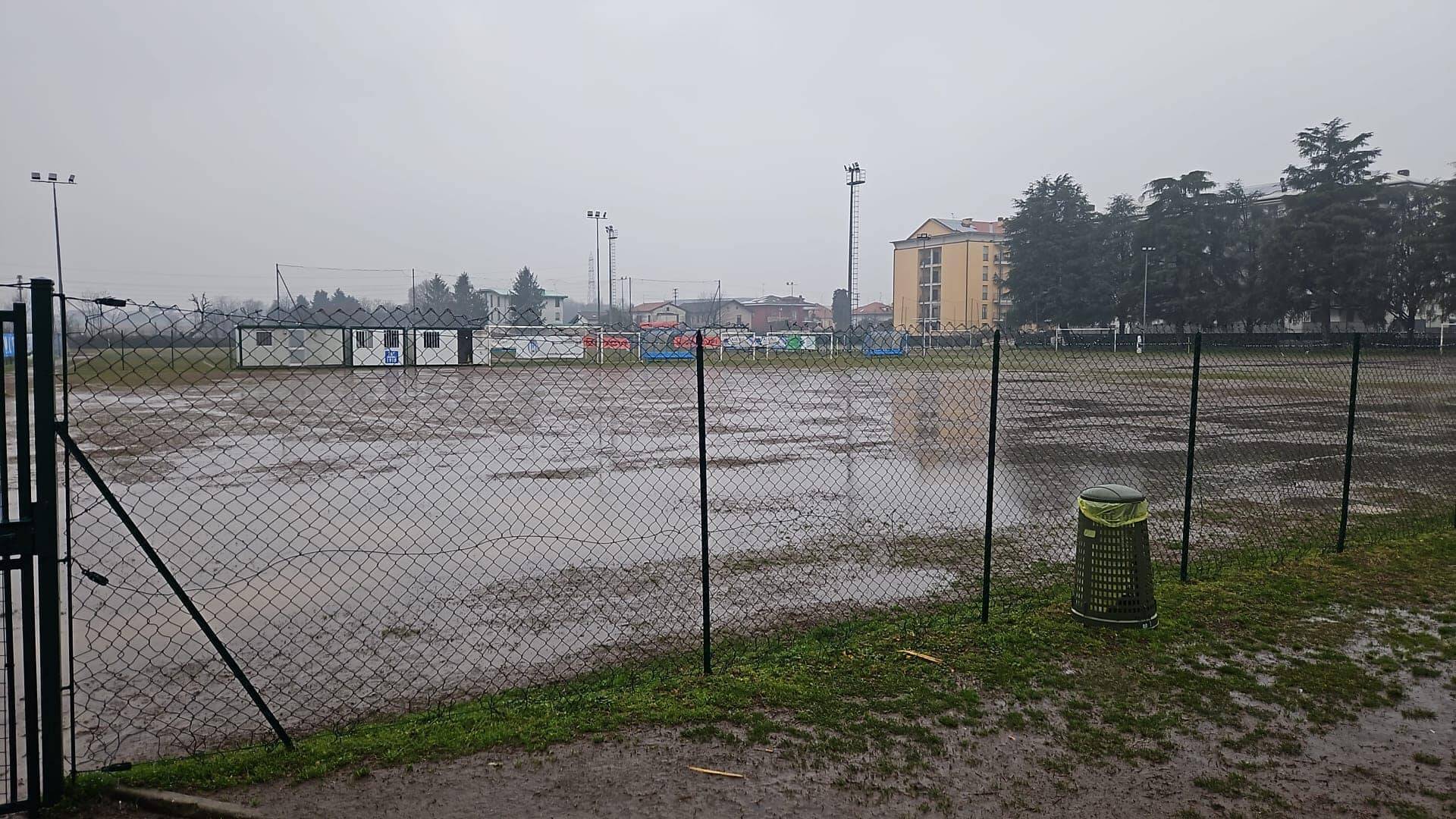 Maltempo: per i campi allagati rinviate tutte le partite di calcio al centro sportivo Matteotti di Saronno
