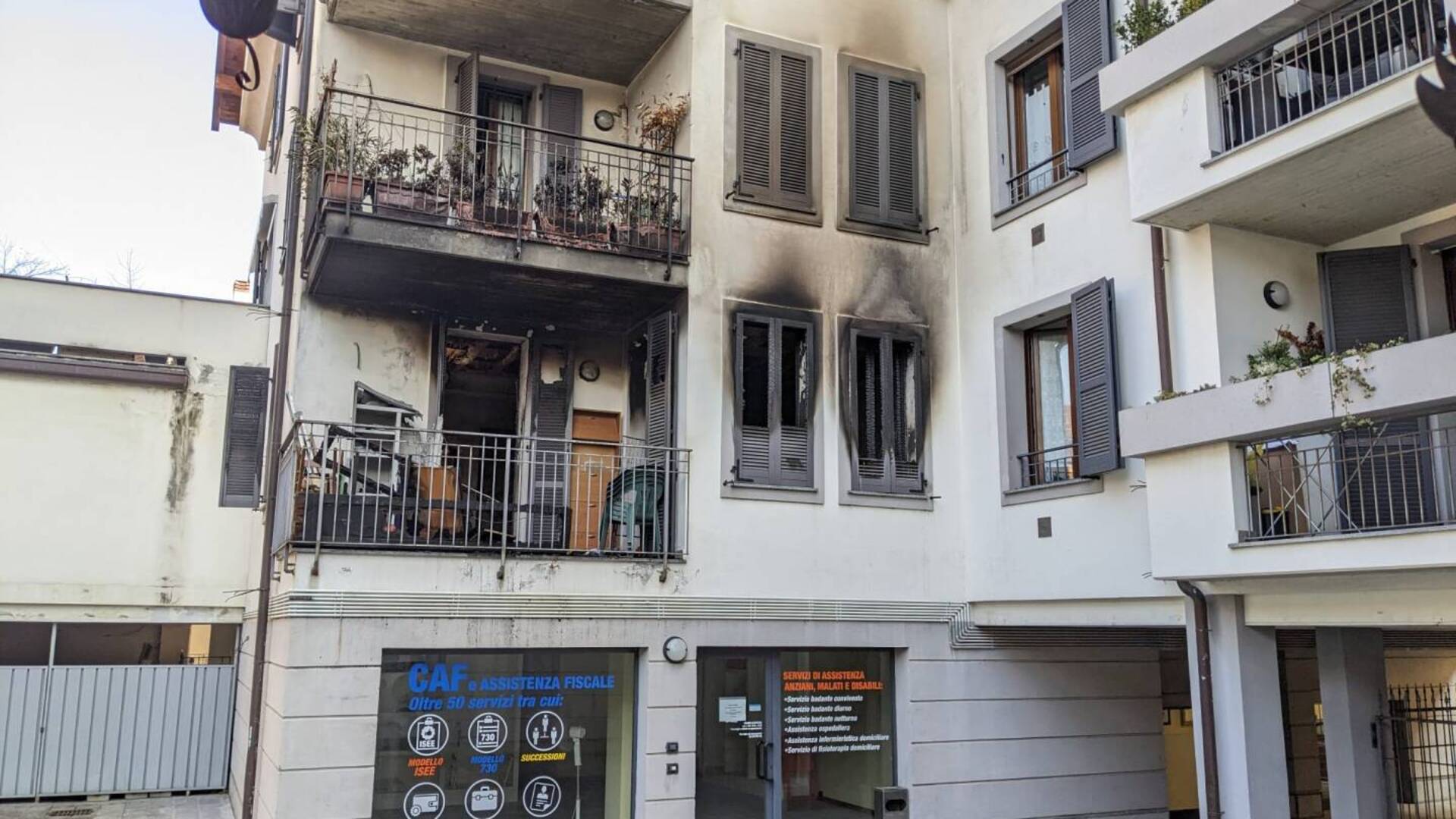 Ieri a Saronno: dopo l’incendio morto il padrone di casa. Fbc Saronno in esilio, i tifosi restano a casa. Si è spento Cordini. Allagamento a Cogliate