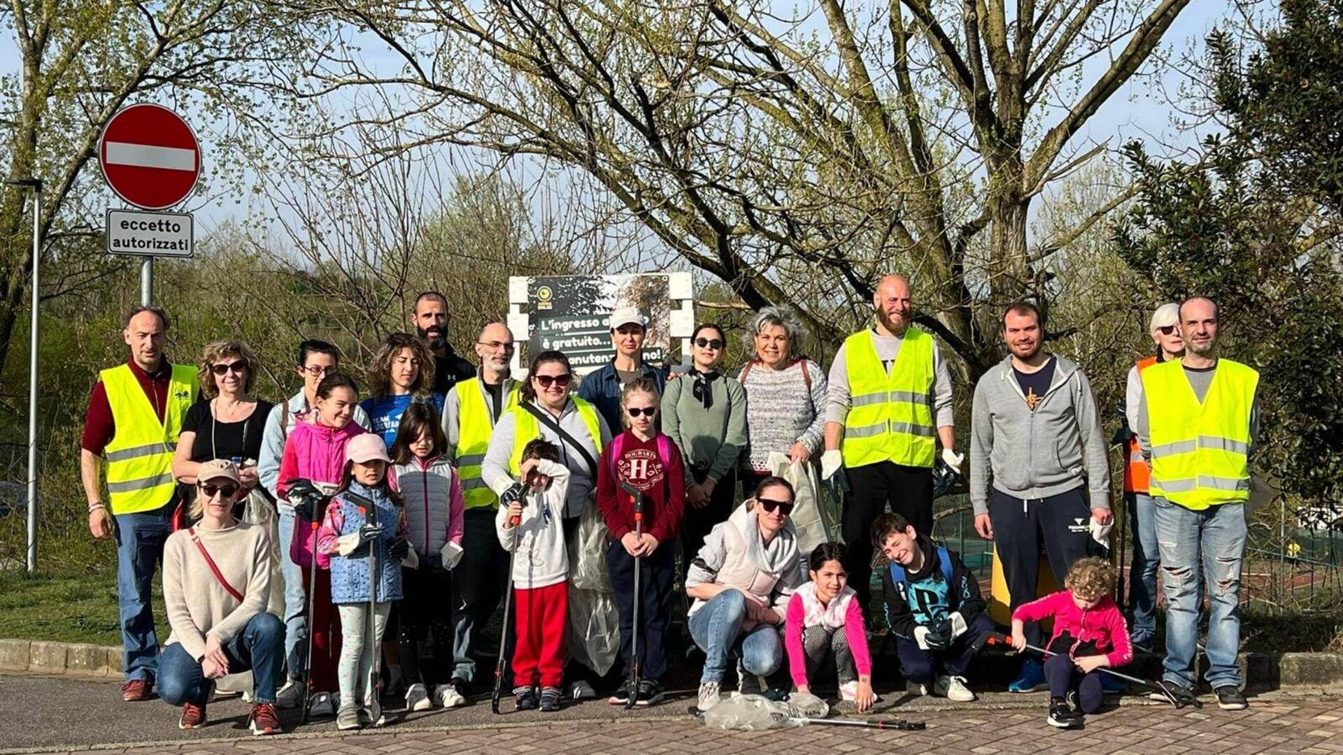 Giornata ecologica al parco dei Mughetti, il comune di Gerenzano ringrazia i volontari