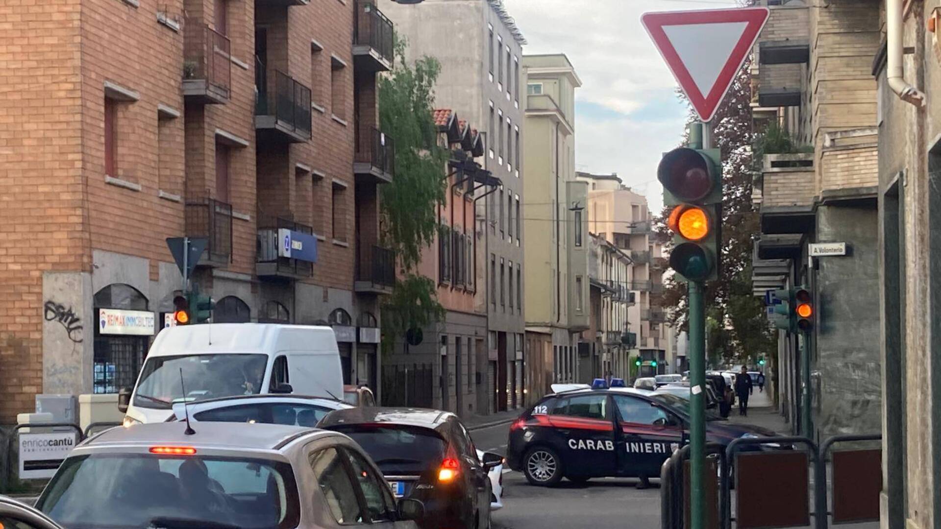 Saronno, scontro tra via Volonterio e via San Giuseppe, soccorsi 2 automobilisti