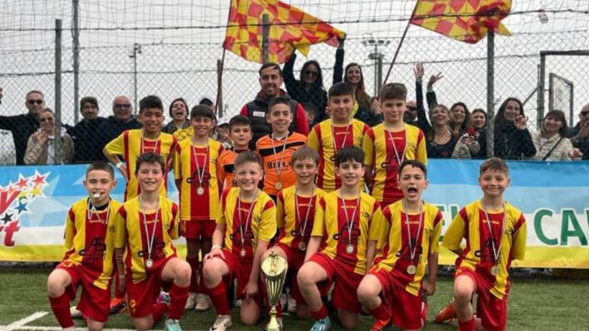 Calcio, i pulcini dell’Universal Solaro conquistano il primo posto nel Torneo dell’Adriatico
