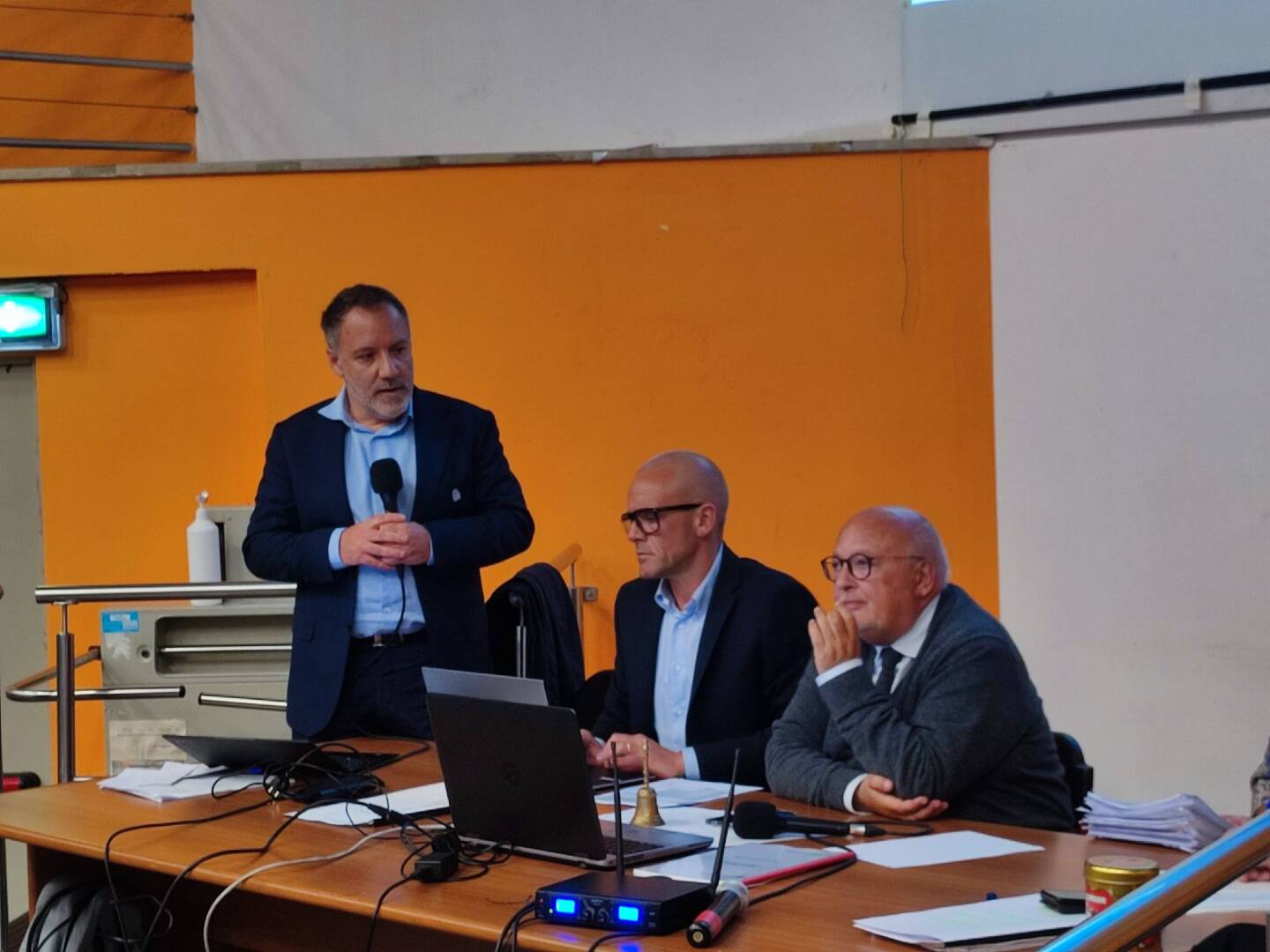 Consiglio comunale aperto su disservizi rete idrica a Saronno con Alfa