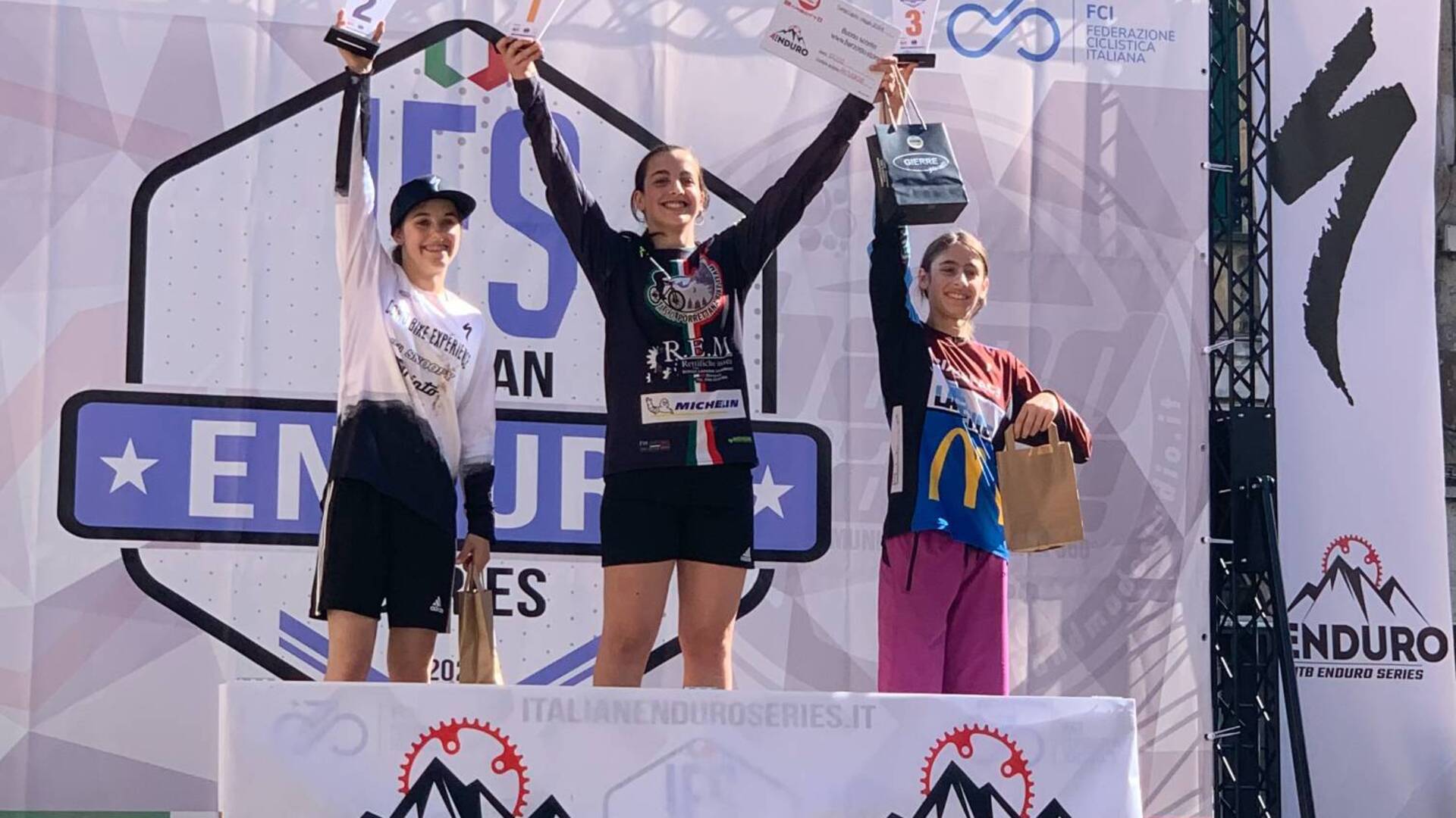 Enduro Mtb, terzo posto per l’atleta saronnese Alice Maiocchi nel campionato nazionale in Liguria